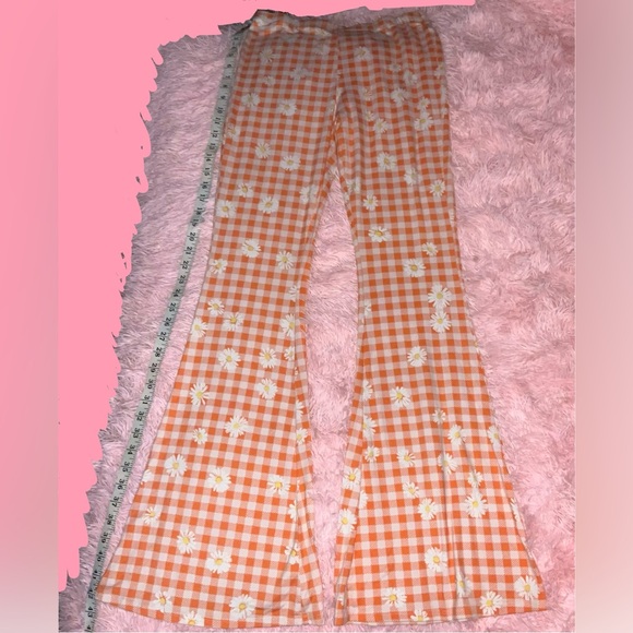 ✨💫🧡ORANGE AND WHITE HIGH WAISTED STRETCHY BELL BOTTOM FLARE LEGGINGS🧡💫✨ - Picture 5 of 11